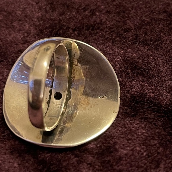 Handmade Turquoise and Sterling Silver Ring - Picture 3 of 4